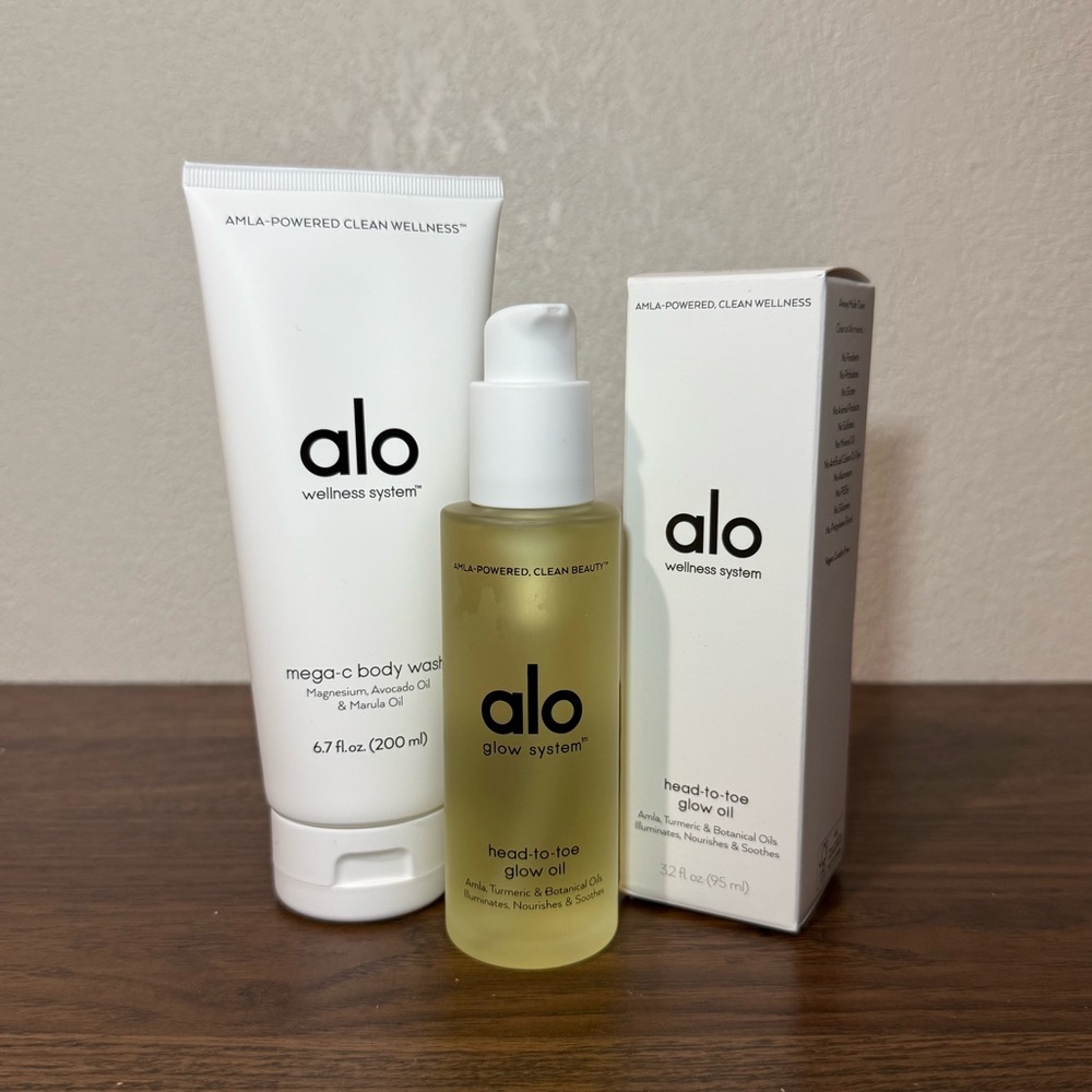 Alo Bodycare Body Wash & Oil Bundle